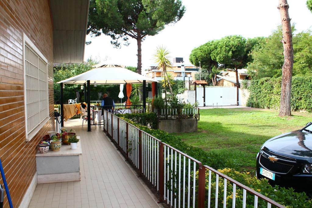 La Casa Della Musica Panzió Ciampino Kültér fotó